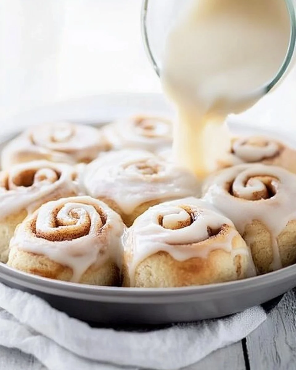 Pin by Wendy Distad on Recipes | Cinnamon rolls homemade, Cinnamon roll icing, Icing recipe
